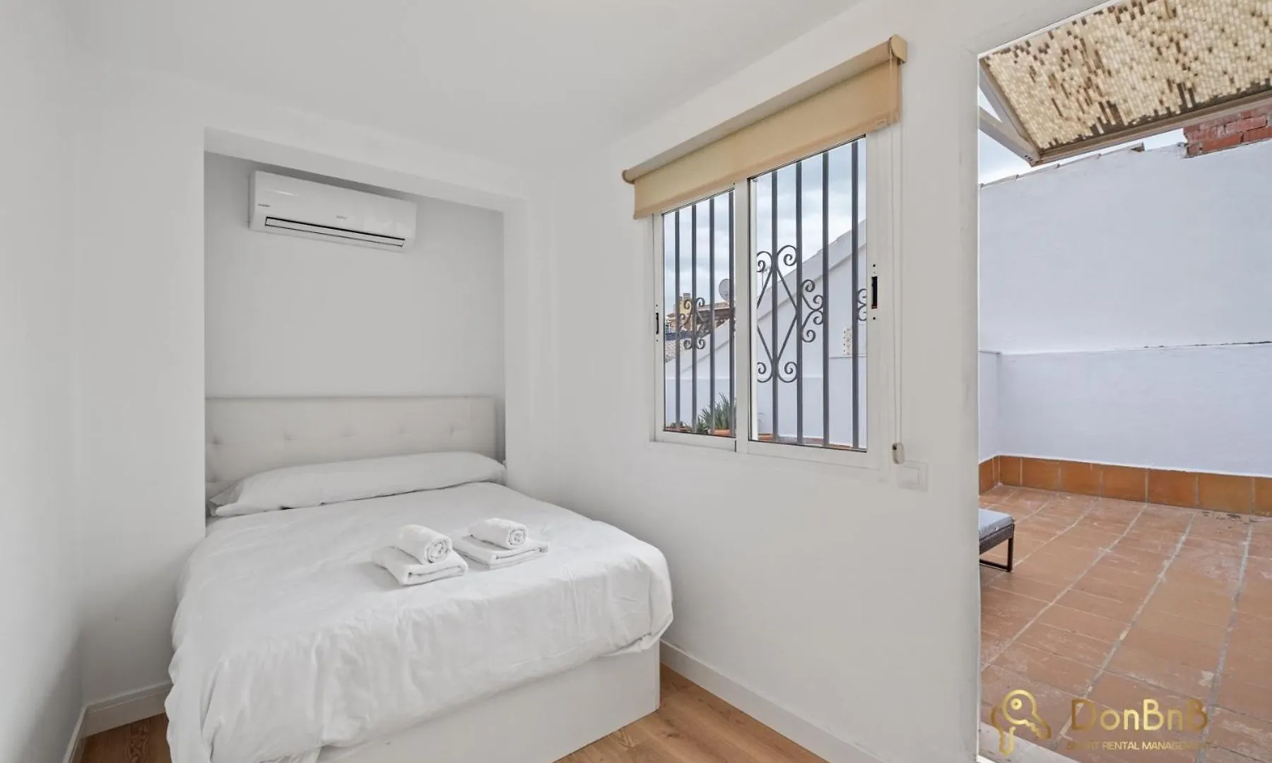 Penthouse In The Heart Of Malaga For 6 People Apartment