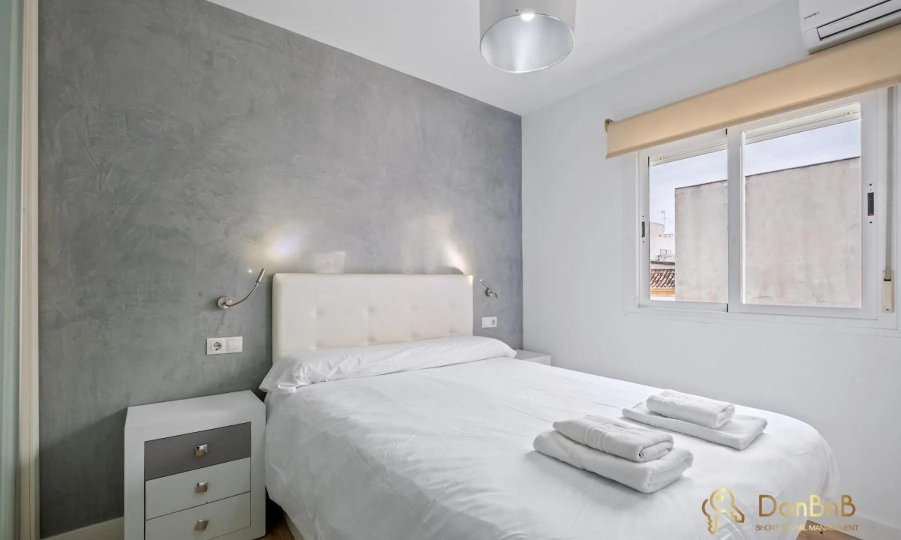 Penthouse In The Heart Of Malaga For 6 People Apartment